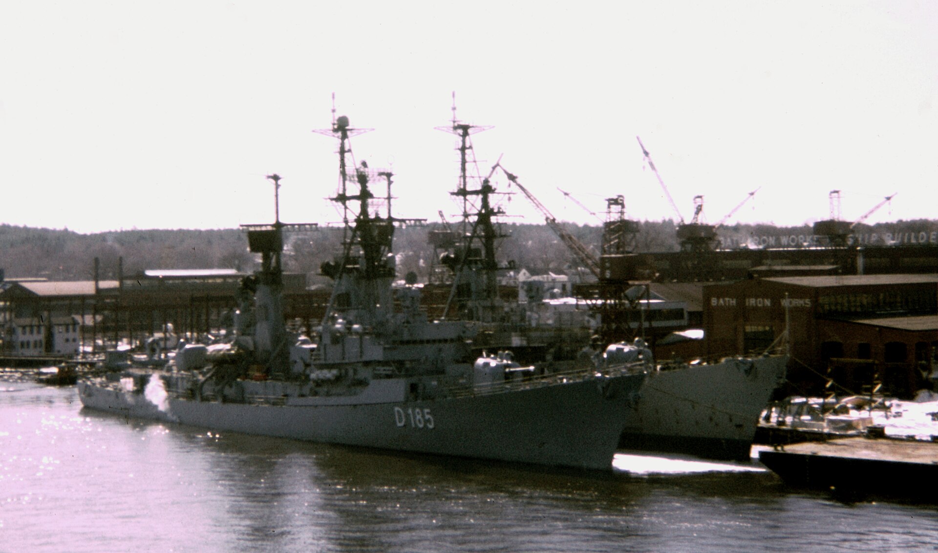 USS Nicholas (DD-449)
