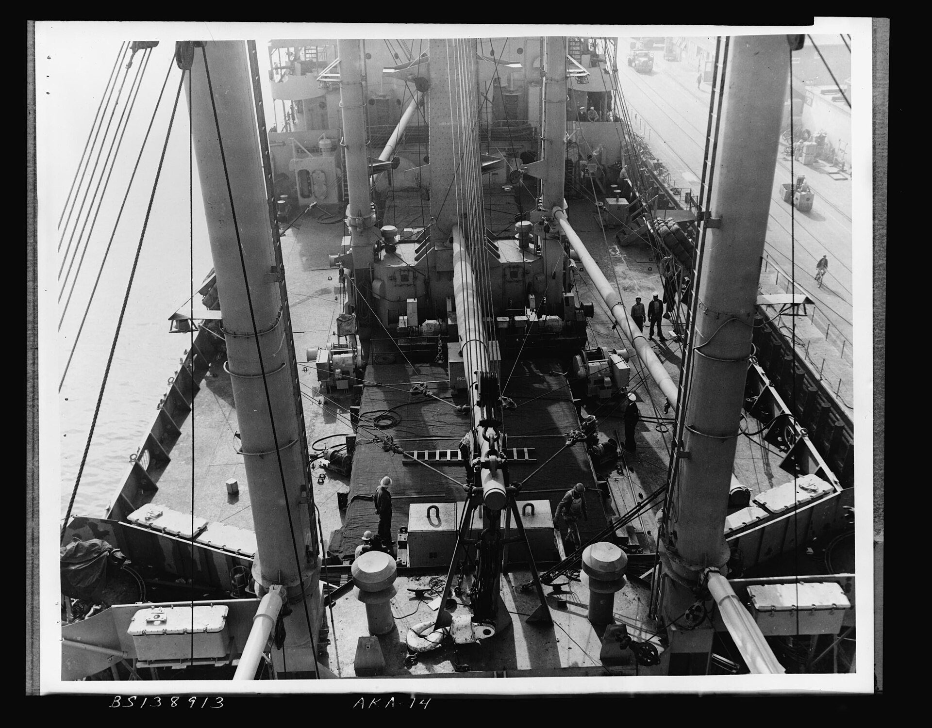 USS Oberon AS (AS-14)