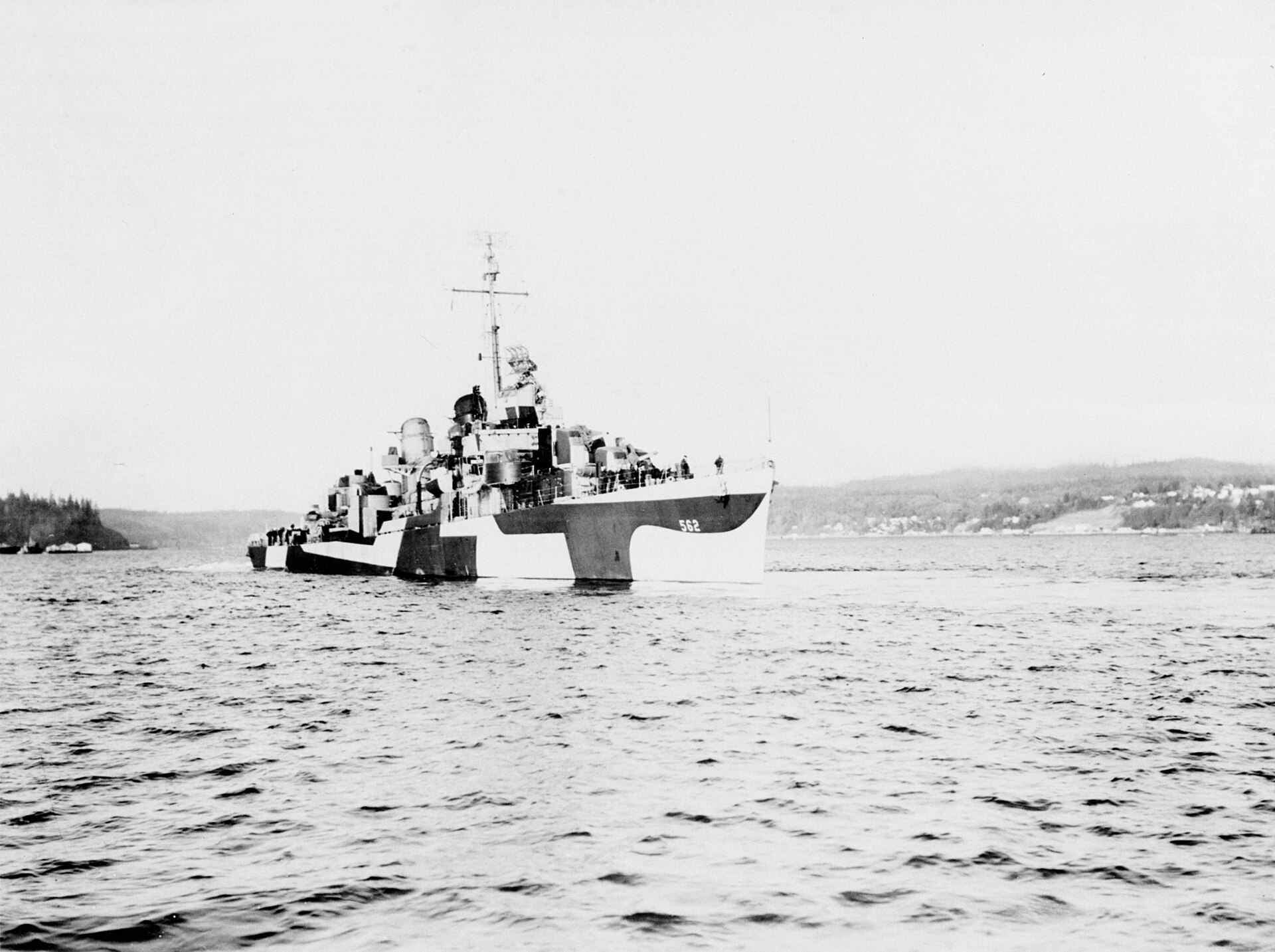 USS Robinson (DD-562)