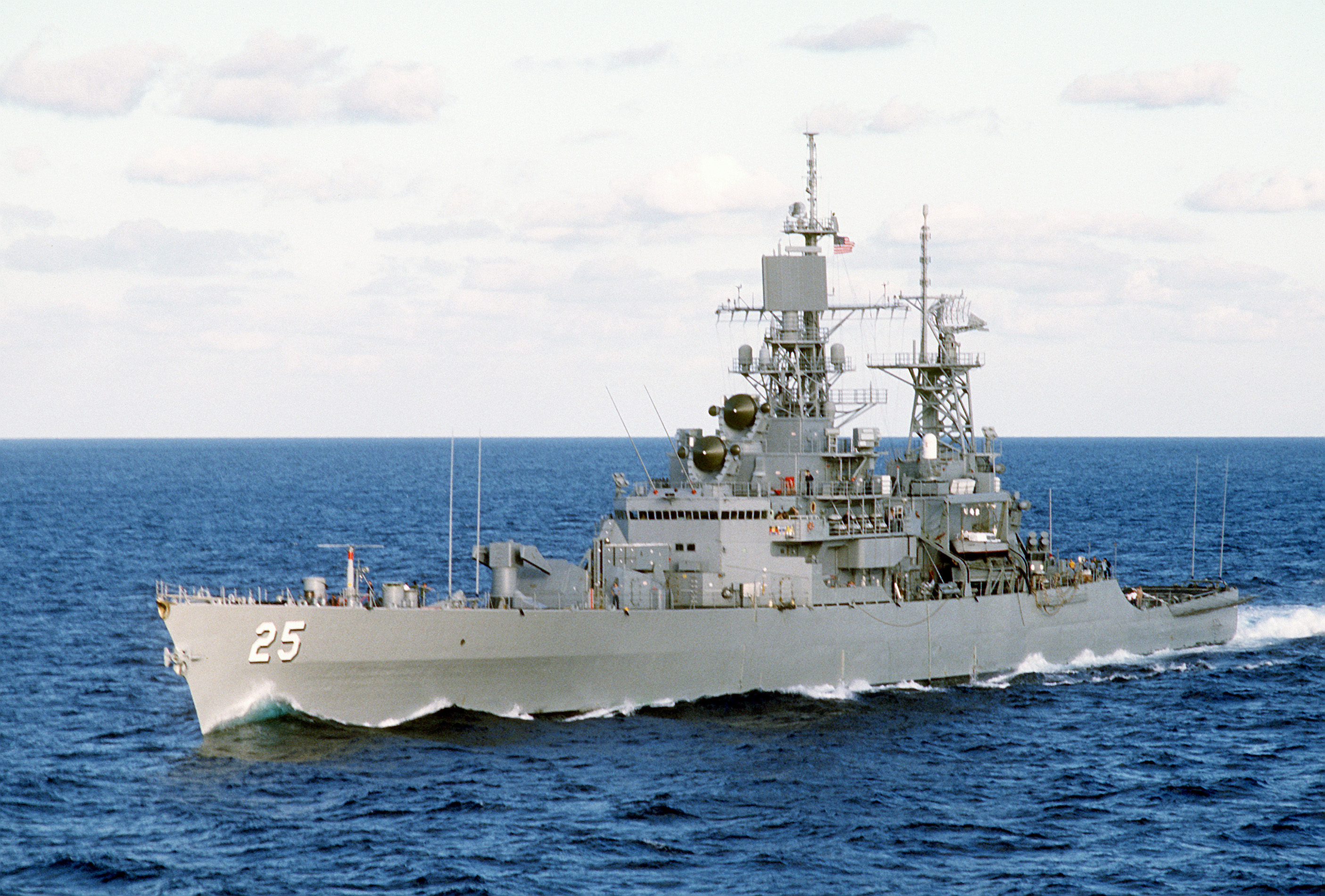 USS Bainbridge (CGN-25)