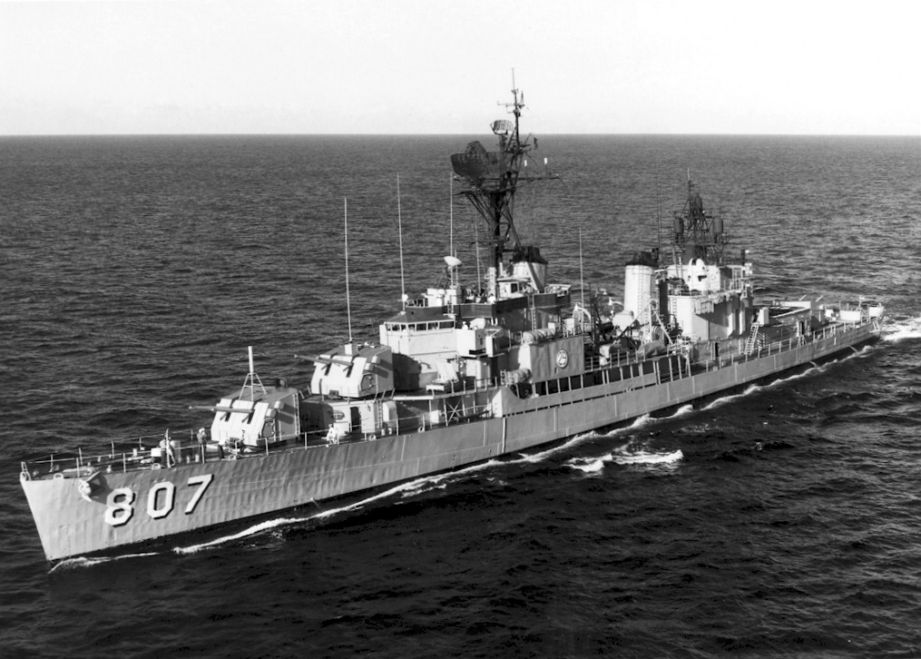 USS Benner (DD-807)