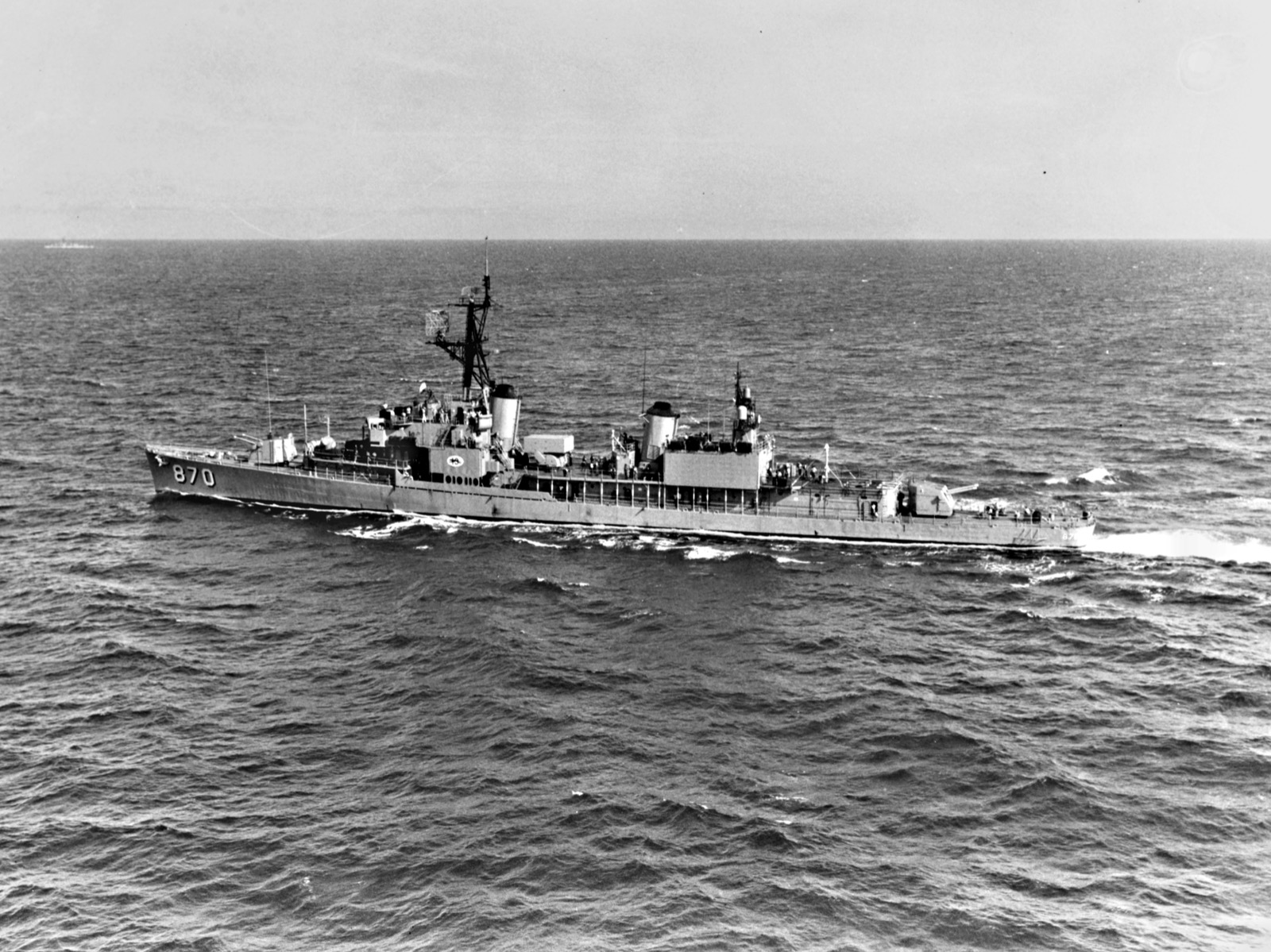 USS Fechteler (DD-870)