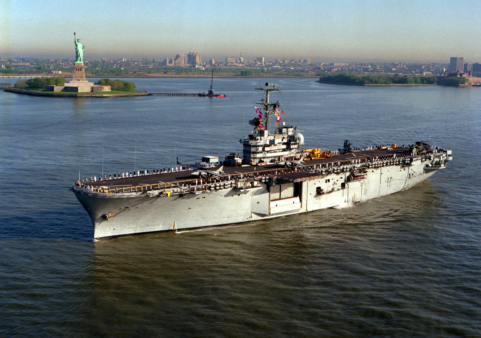 USS Guadalcanal (LPH-7)