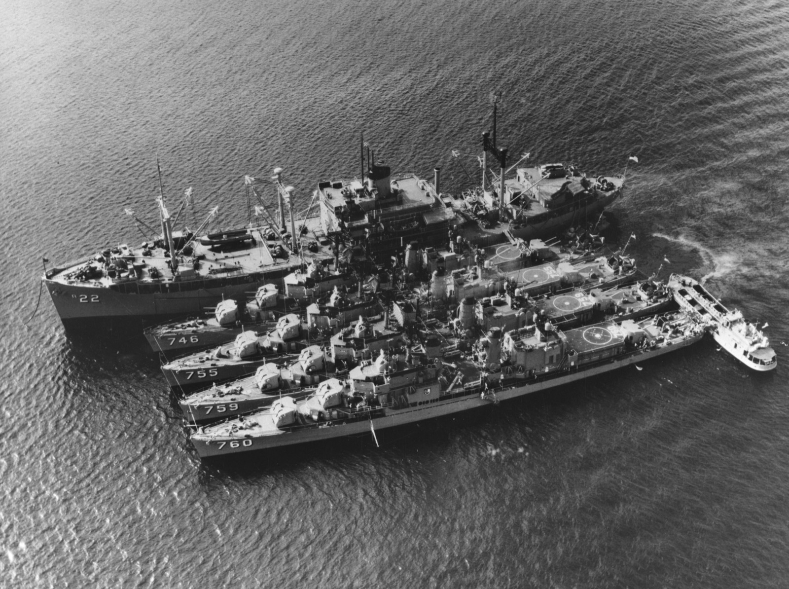 USS Klondike (AR-22)