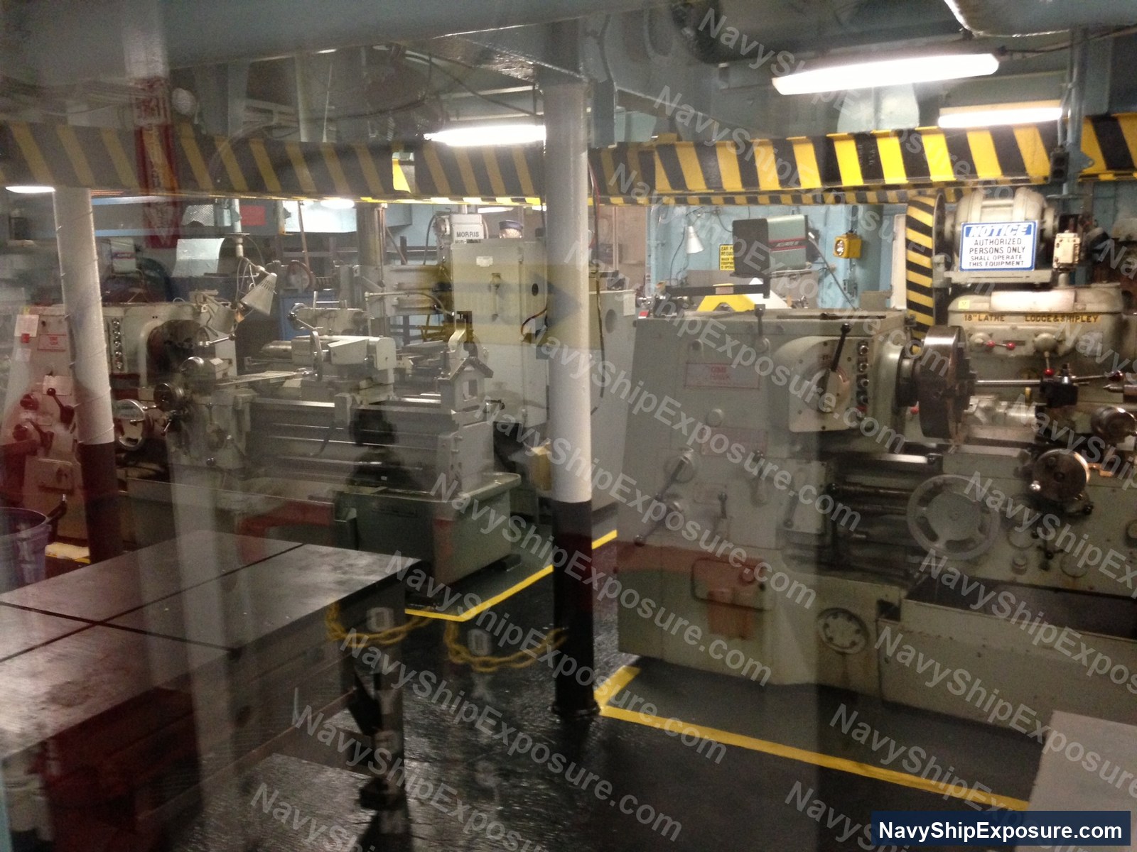 Industrial machine shop with multiple machines